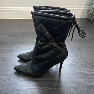 Black quilt print booties. Size 9. Worn once. Great condition